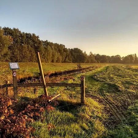 Alojamento de Acomodação e Pequeno-almoço Nova Hippolytushoef